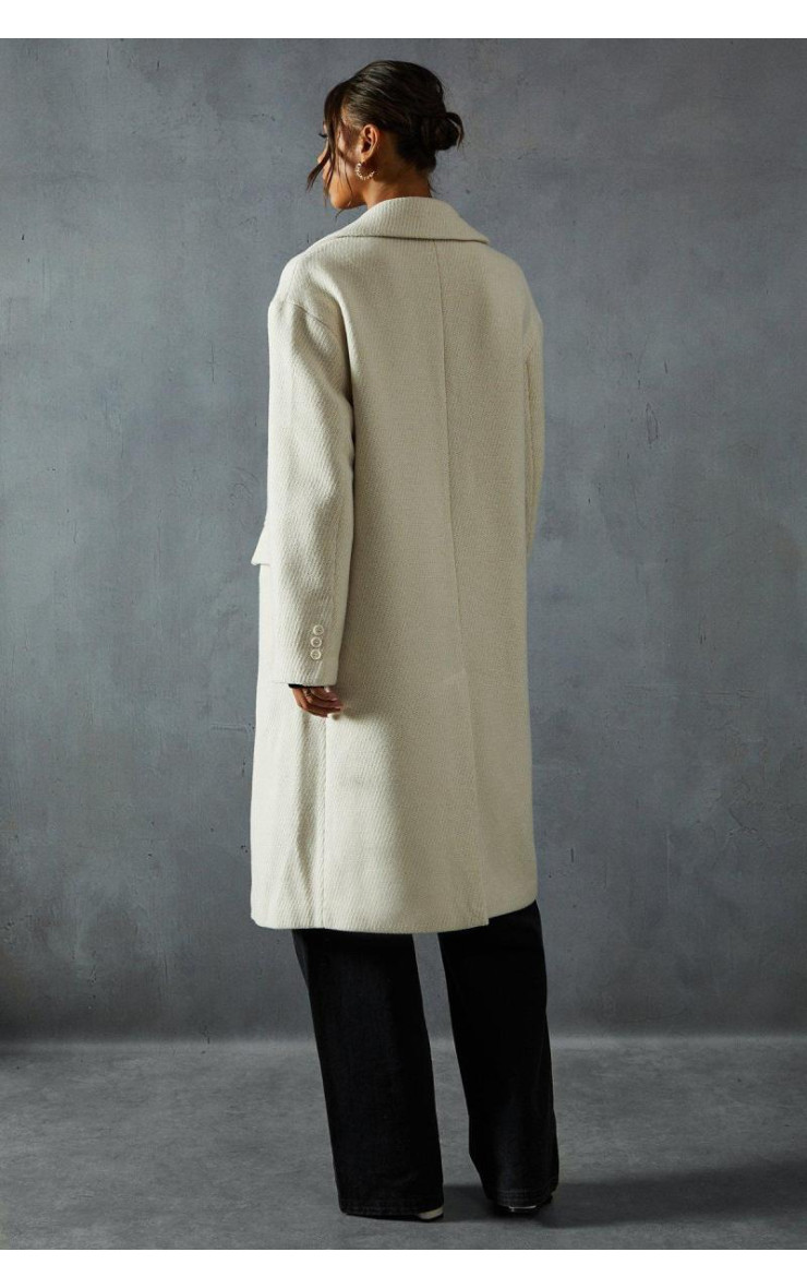 Вовна виглядає текстуроване пальто