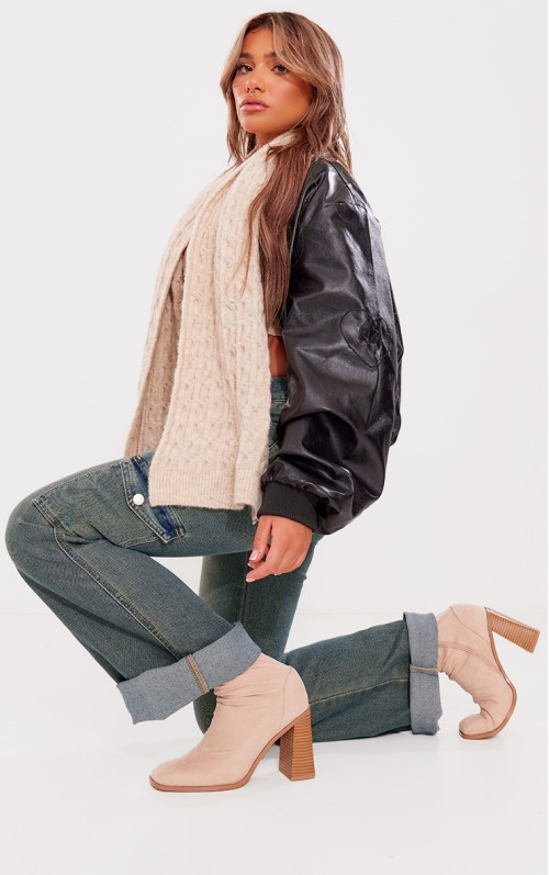 Ботильйони на підборах із штучної замші з широким кроєм