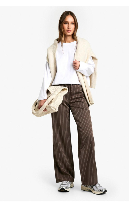 Штани з руйнуванням талії