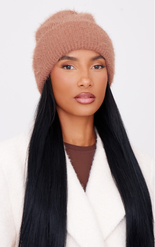 Шоколадна в'язана шапочка з ребрами