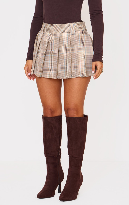 Маленька коричнева міні-спідниця в клітку