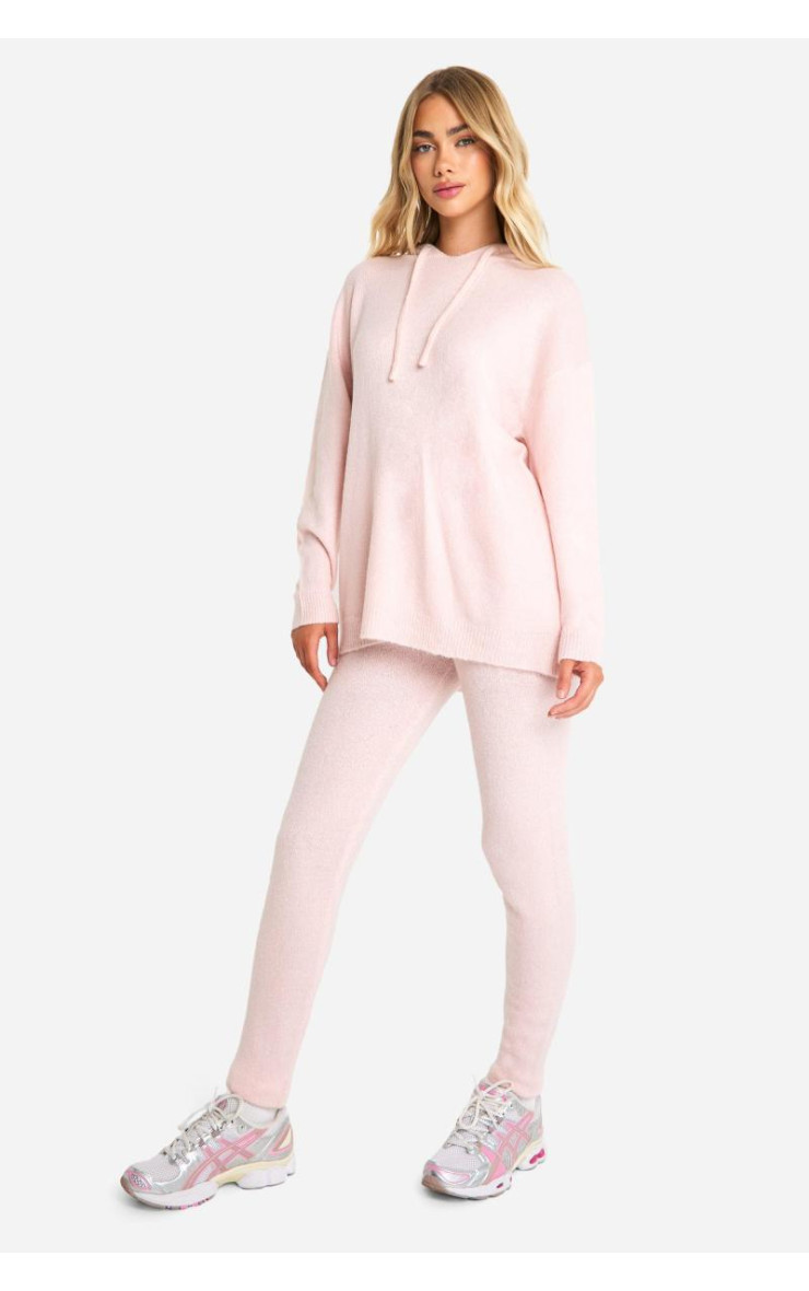М'яка в'язана толстовка та брючний спортивний костюм