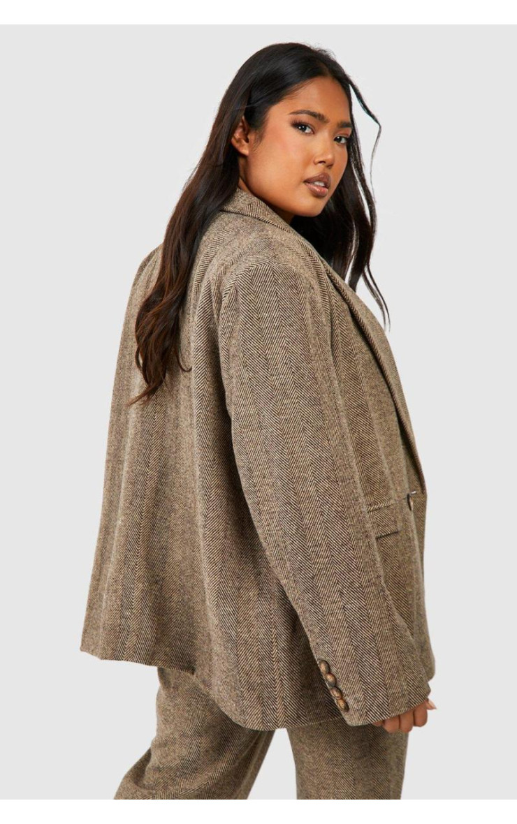 Плюс великий піджак з ялинкою