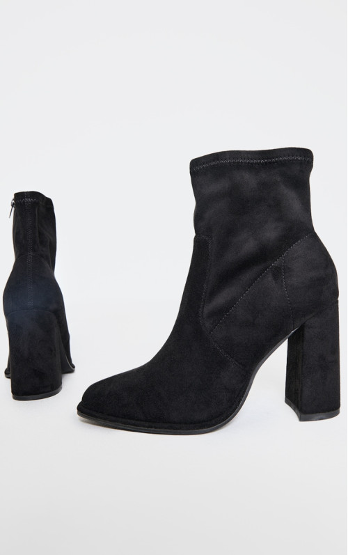 Чорні чоботи з круглим носком і штучною замшею на високих шпильках