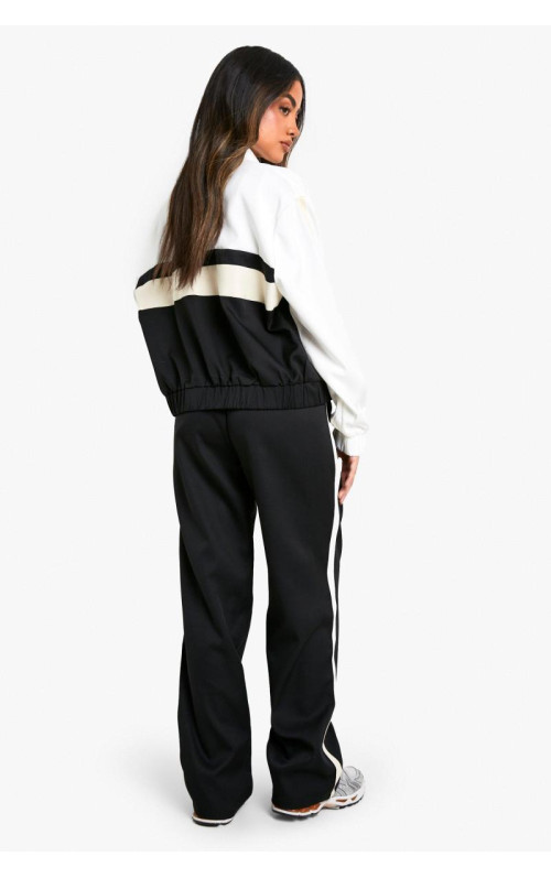 Блок кольорового блоку плетеного костюма