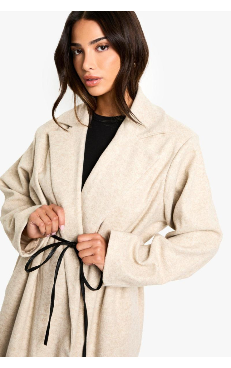 Пальто з маленькою штучною шкіряною ременем