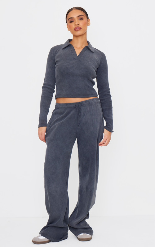 Вугільні широкі брюки в рубчик