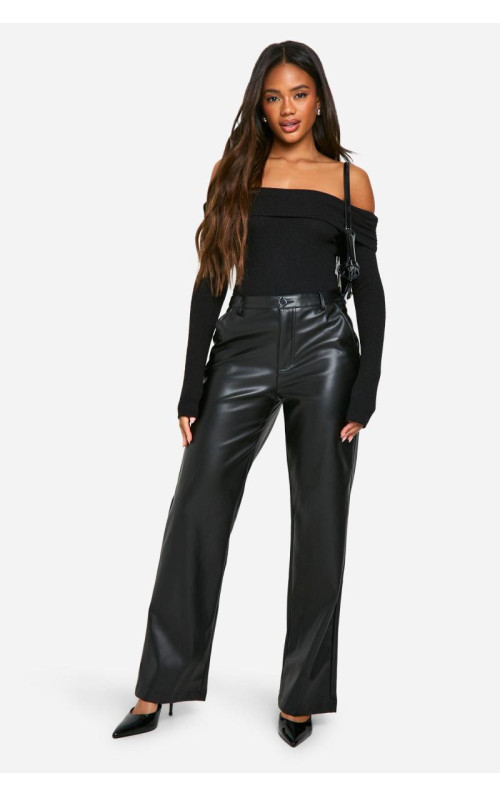 Прямі брюки з поліуретану з високою талією