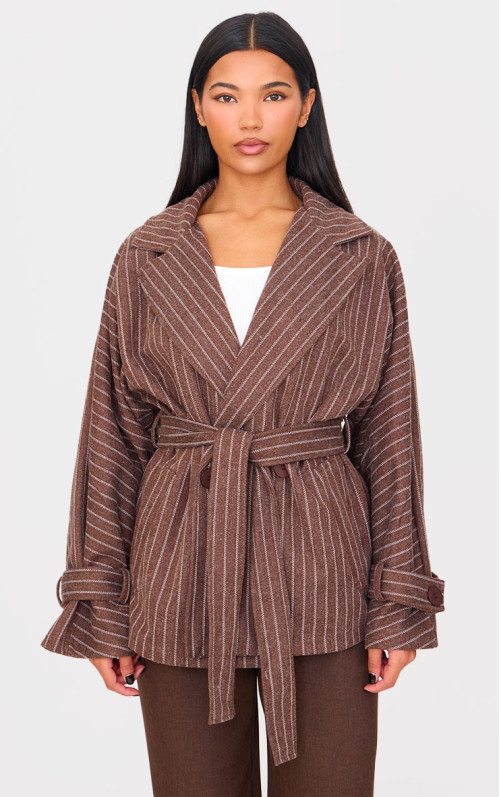 Тренч шоколадного кольору в тонку смужку із зав’язкою Тренч шоколадного кольору в тонку смужку із зав’язкою
