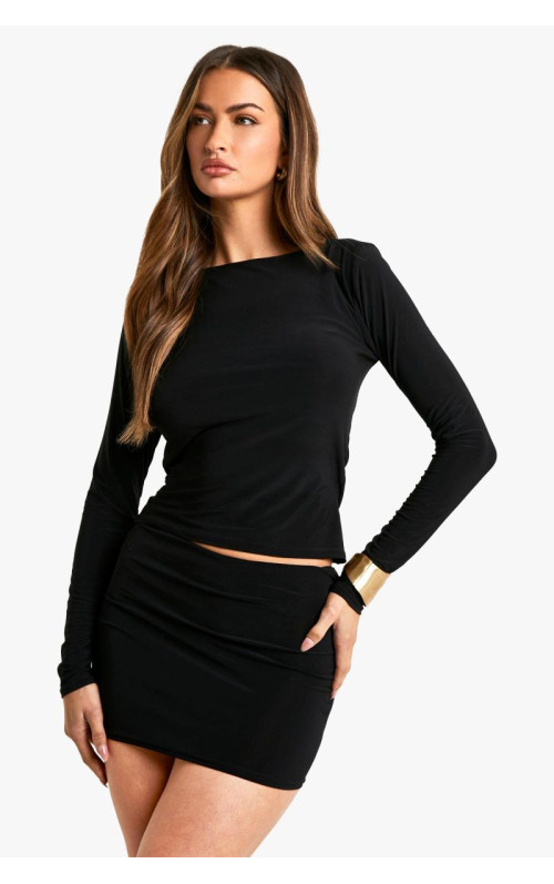 облягаюча міні-спідниця з рюшами