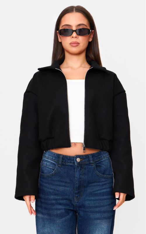 Маленький чорний бомбер із коміром на блискавці Маленький чорний бомбер із коміром на блискавці