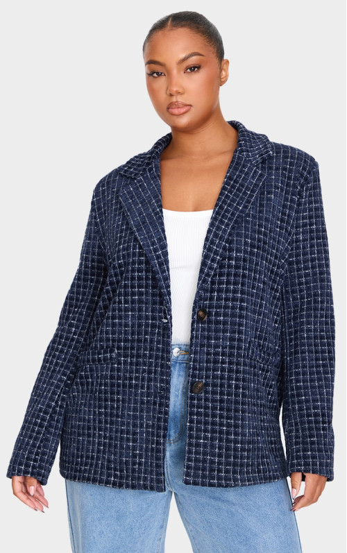 Плюс темно-синій піджак у клітинку з букле Плюс темно-синій піджак у клітинку з букле