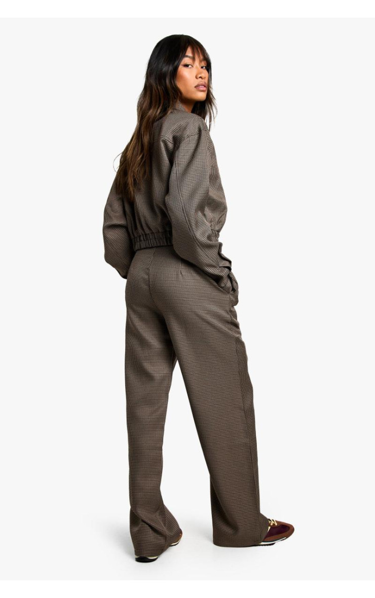 Тональна перевірка широких штанів