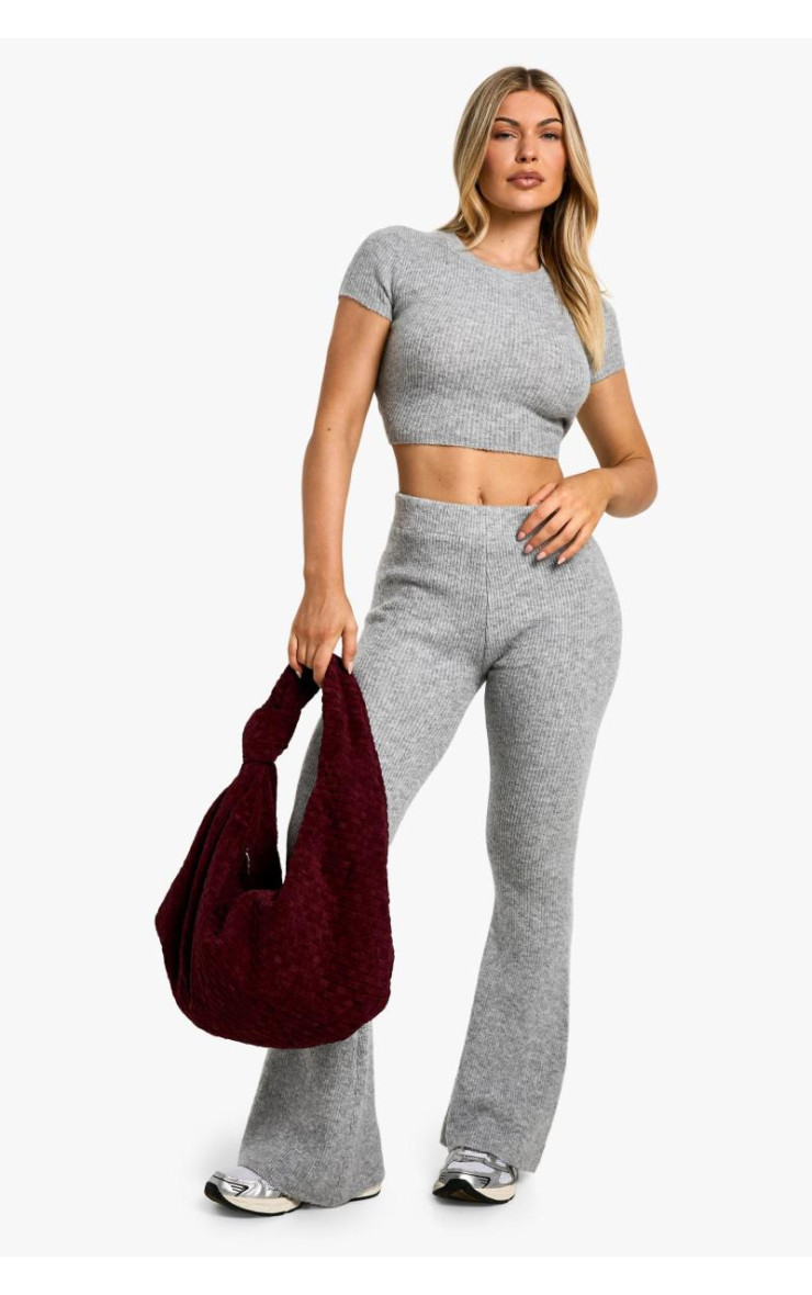 Супер м'який трикотажний розкльошений брюк