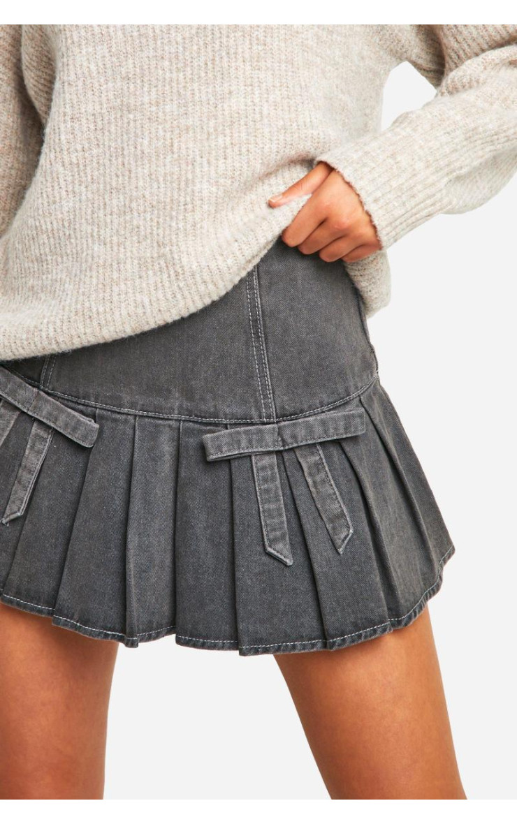 Детально -деталь плісирована мікро міні -спідниця