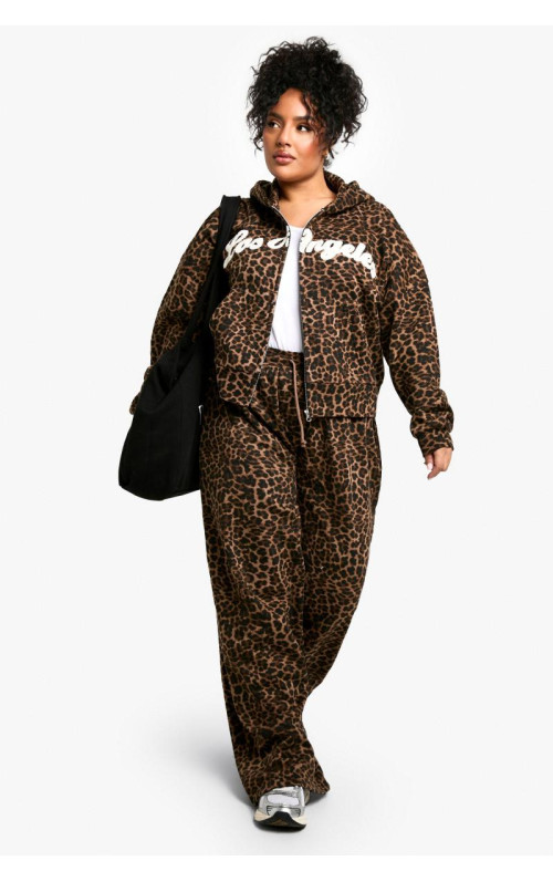 Плюс All Over Leopard Straight Leg Jogger