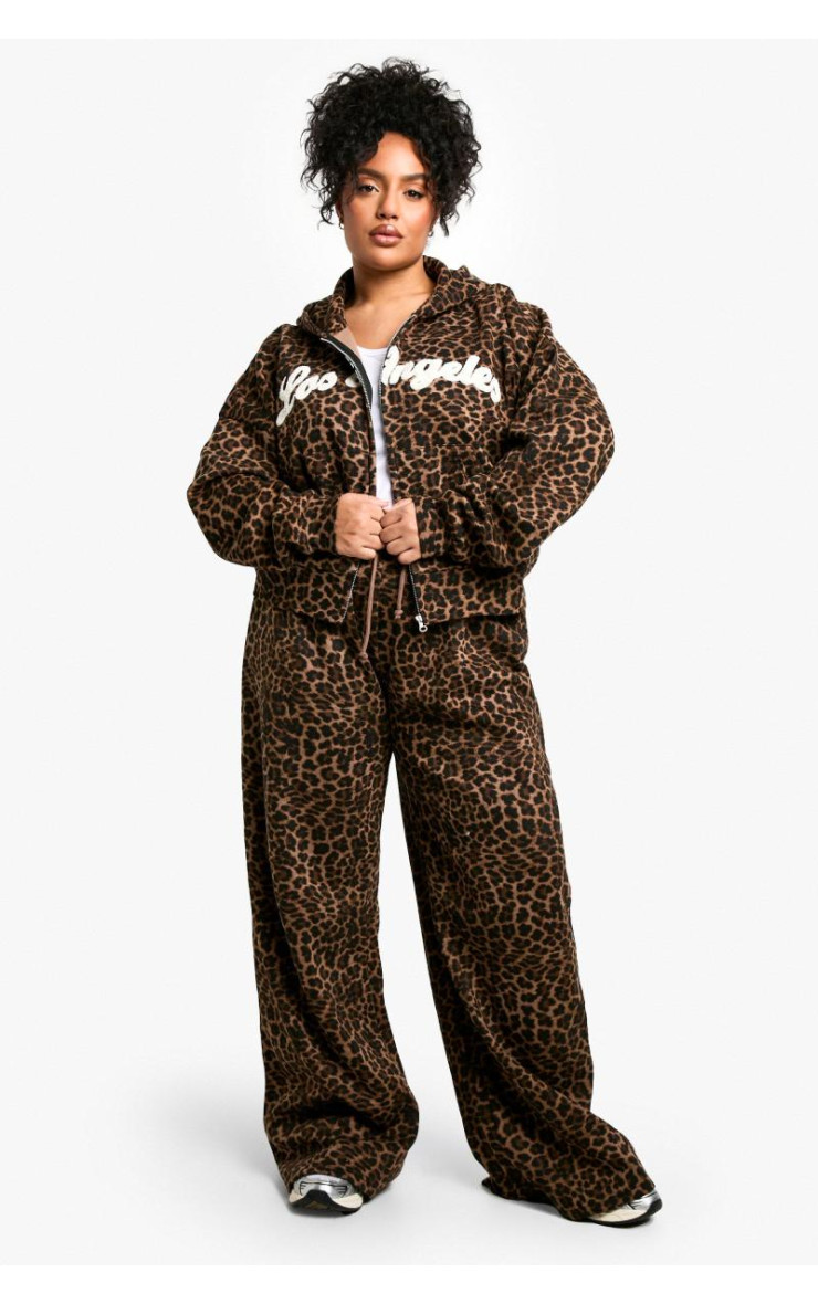 Плюс All Over Leopard Straight Leg Jogger