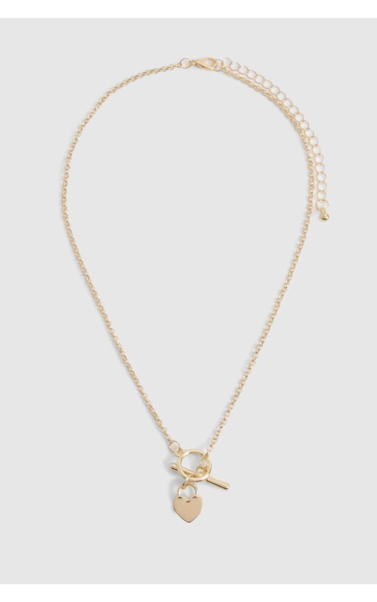 T-Bar і намисто в формі серця