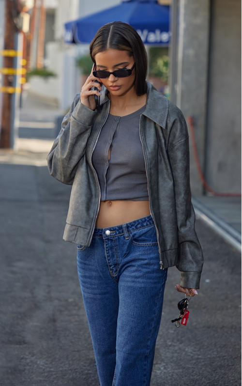 Куртка на блискавці з тисненням зі штучної шкіри темного кольору Куртка на блискавці з тисненням зі штучної шкіри темного кольору