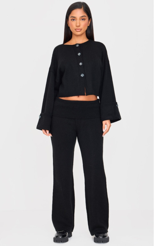 Маленькі чорні трикотажні штани-кльош