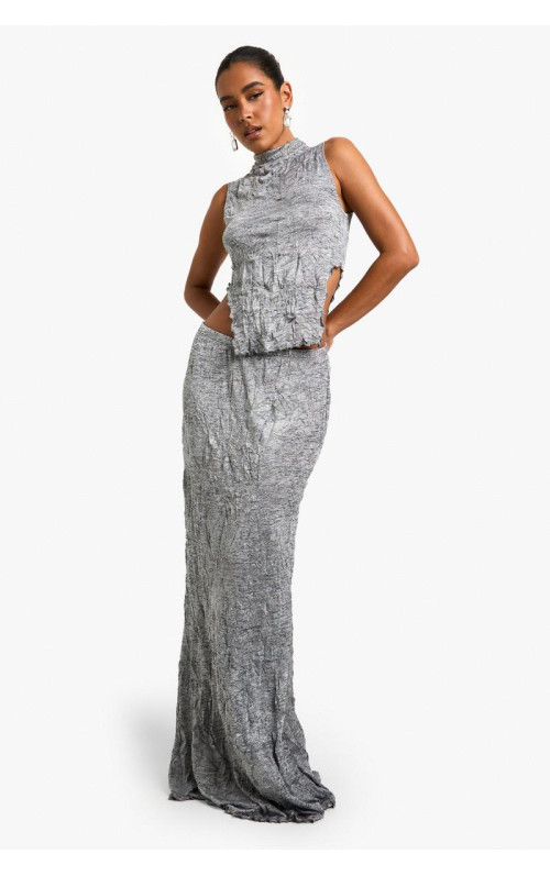 Спідниця середньої довжини з м'ястиками