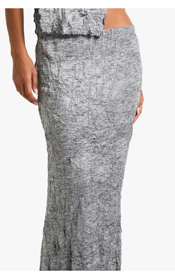 Спідниця середньої довжини з м'ястиками