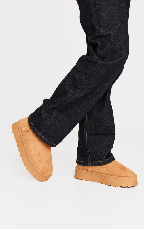 Черевики каштанового кольору зі штучної замші з круглим носом і підкладкою Borg