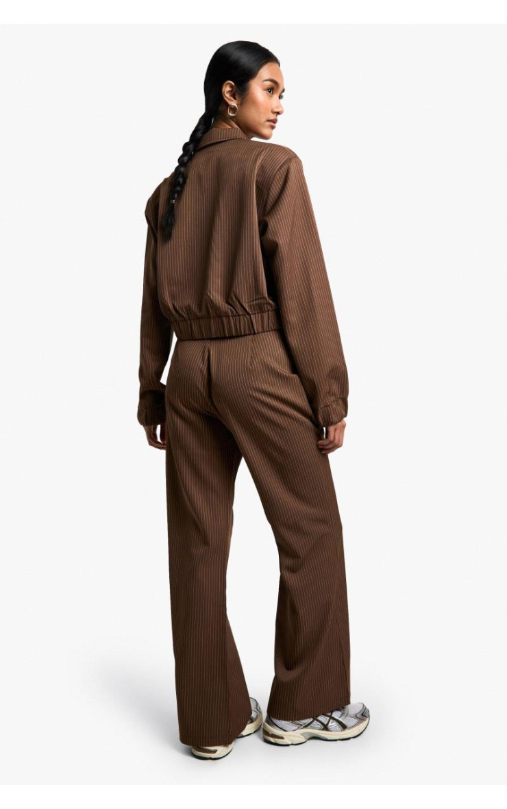 Pinstripe тонкий спалах з індивідуальним брюком